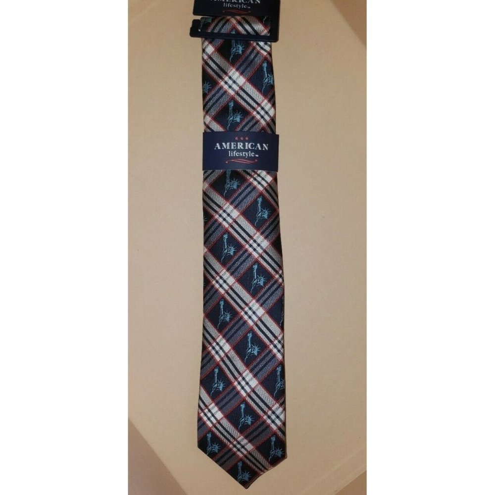 American Lifestyle Men's Neck Tie American Flag 1 SZ July 4 MSRP $40 USA Liberty